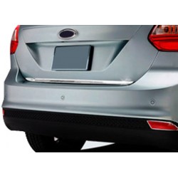 Baguette moulure chrome coffre Ford FOCUS III