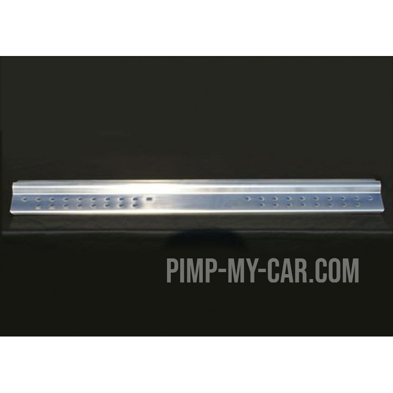 Seuil de porte Nissan PICK-UP/SKYSTAR