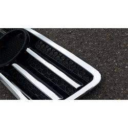 Calandre pour Mercedes Classe E W210 2000-2002 - Noire Chrome