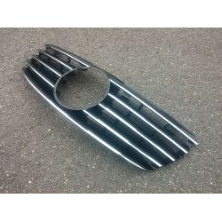 Calandre pour Mercedes Classe E W211 2002-2006 - Noire Chrome